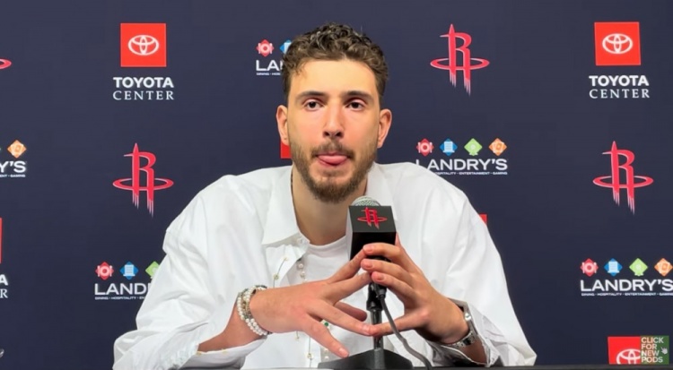 开云体育网页版入口-申京：每场我都要以全明星和场上最佳球员的标准要求自己！